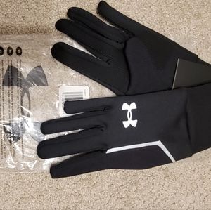 Under Armour Gloves